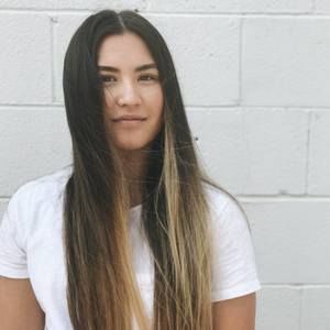 Meet your Posher, Julia